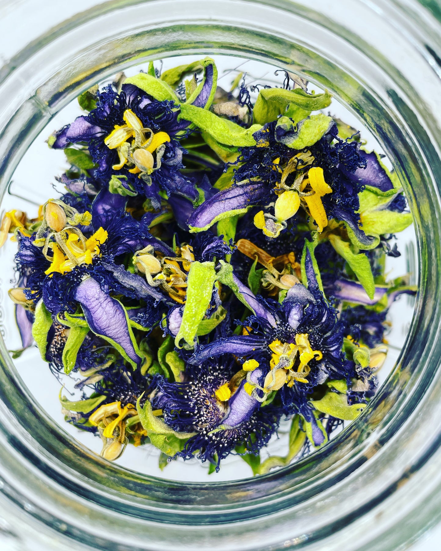 Passion Flower Whole Flower | Passiflora incarnata | Hand-Picked Dry Flowers