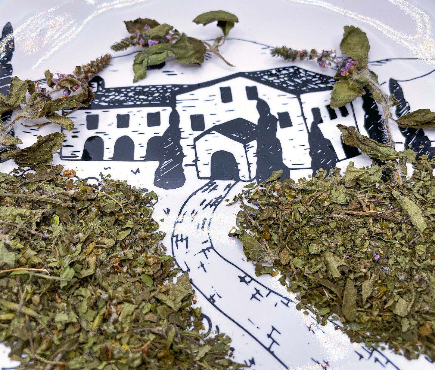 Premium Holy Basil (Tulsi) – USA Grown Loose Leaf Herb for Tea, Infusions, and Culinary Use
